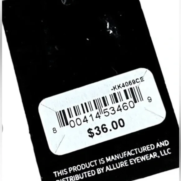 Embrace your inner supermodel with these sleek and edgy cat-eye Sunglasses🔥❣️ - Picture 4 of 8